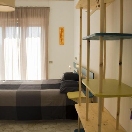 Apple Guest House Бари Экстерьер фото