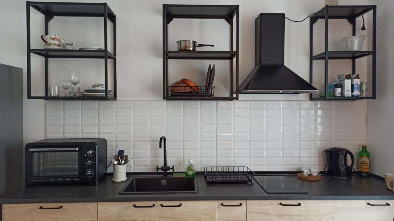 Apple Guest House Бари Экстерьер фото