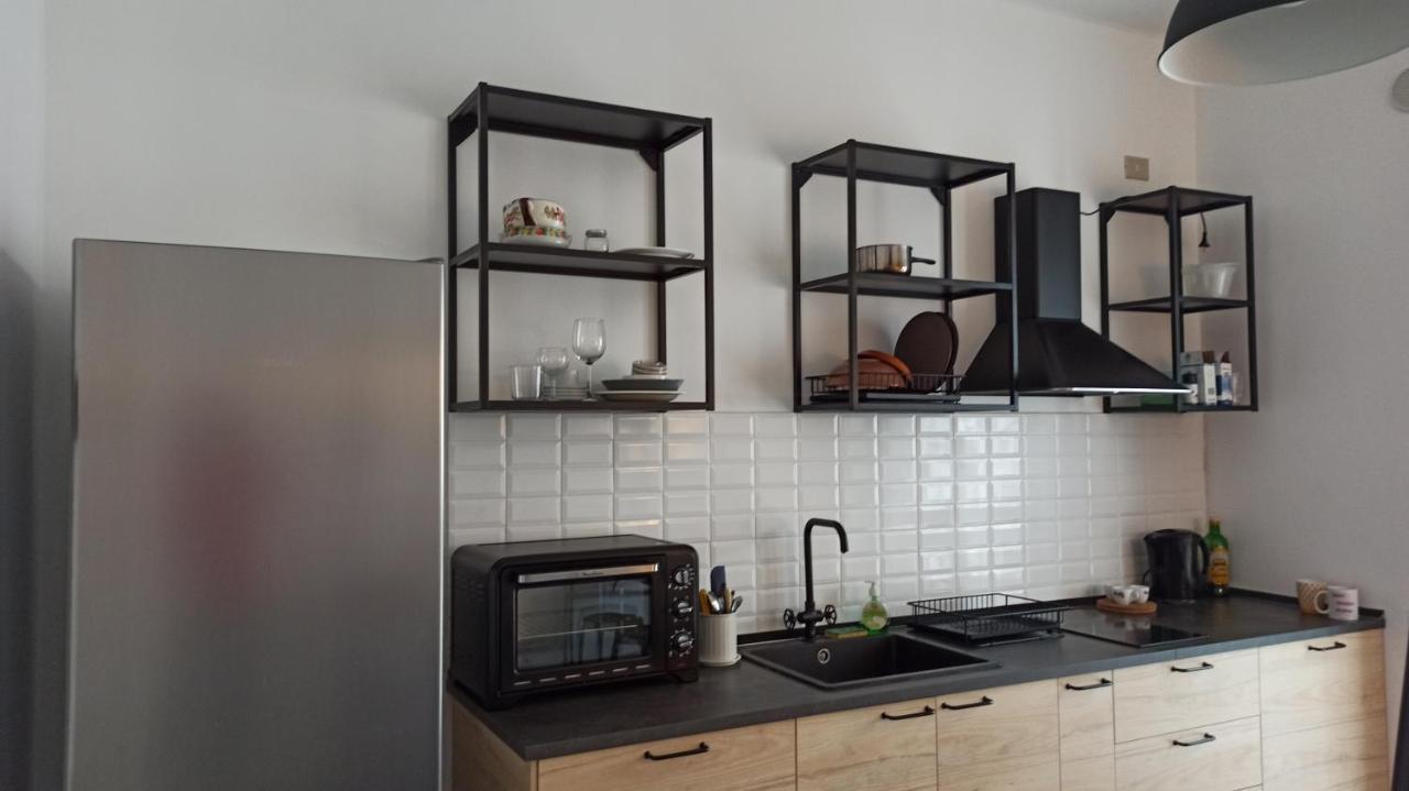 Apple Guest House Бари Экстерьер фото