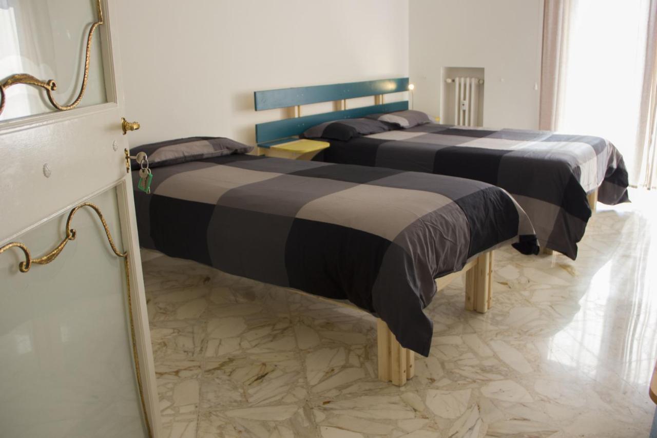 Apple Guest House Бари Экстерьер фото