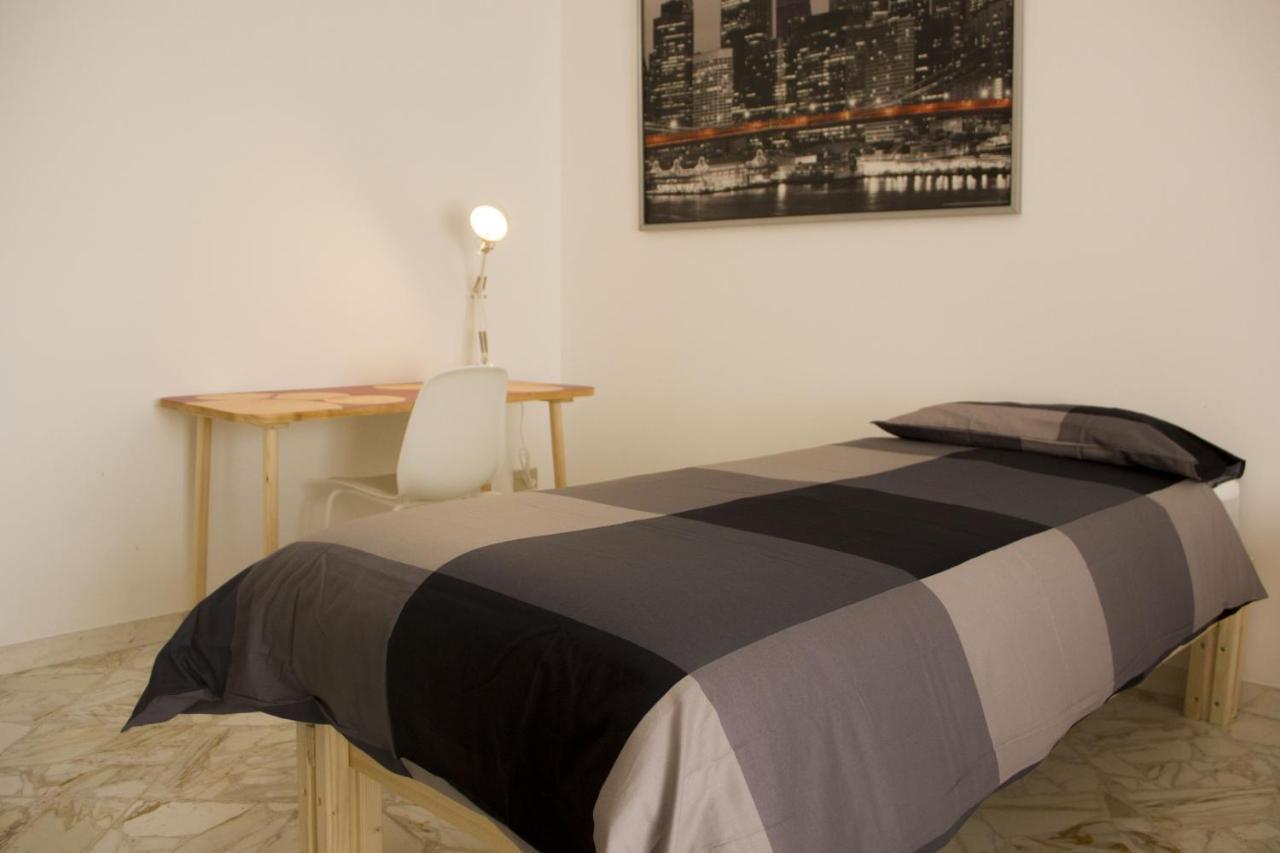 Apple Guest House Бари Экстерьер фото